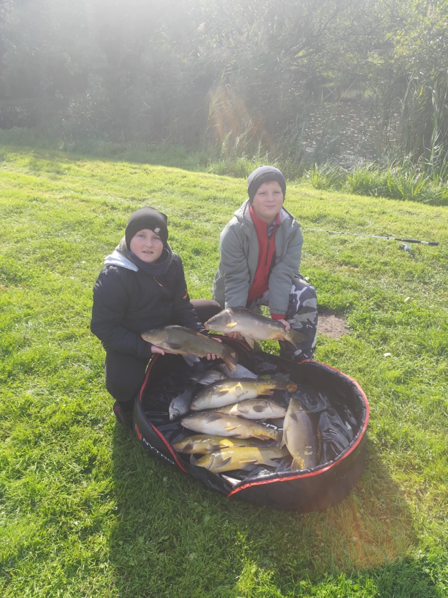 Sezon 2025 WhatsApp 101